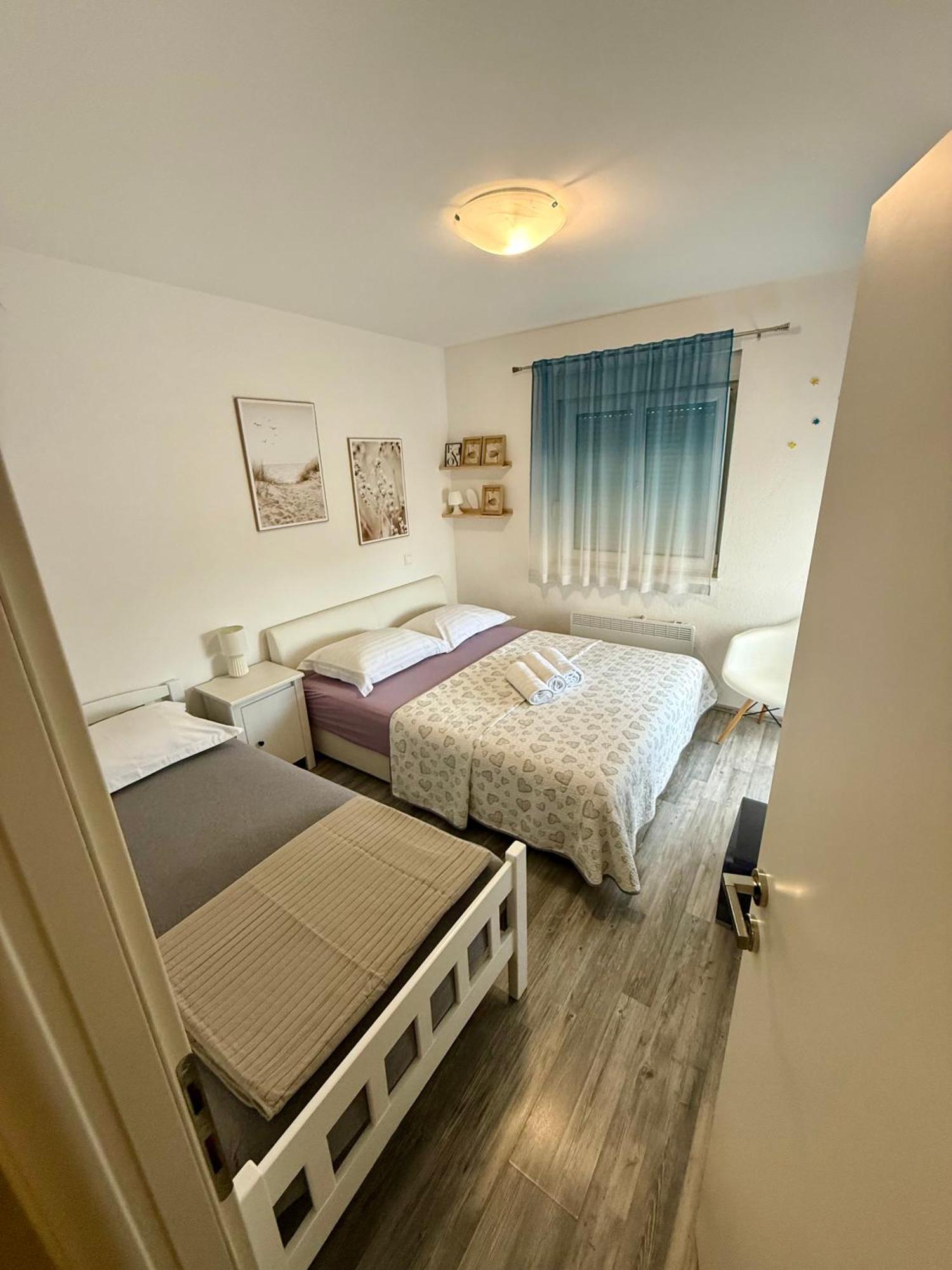 Apartments Zaja Сегет-Враниця Екстер'єр фото