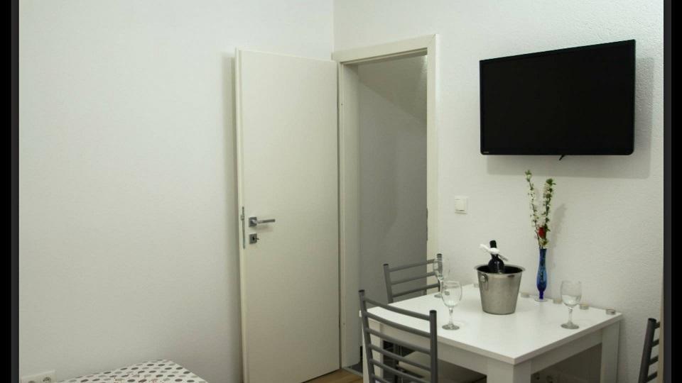 Apartments Zaja Сегет-Враниця Номер фото